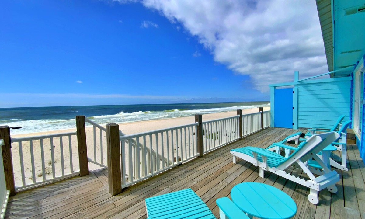 Surf Side Shores House | Total Facelift! Beachfront & Dog Friendly!