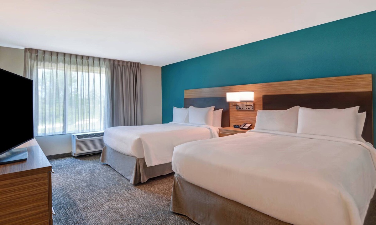 Panama City Beach Hotel | TownePlace Suites by Marriott Panama City Beach Pier Park