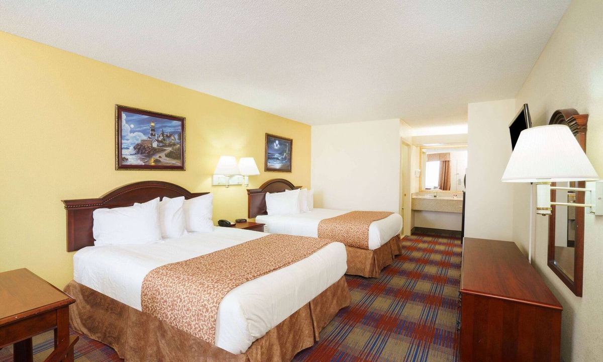 Gunter Afs Hotel | Travelodge by Wyndham Montgomery East