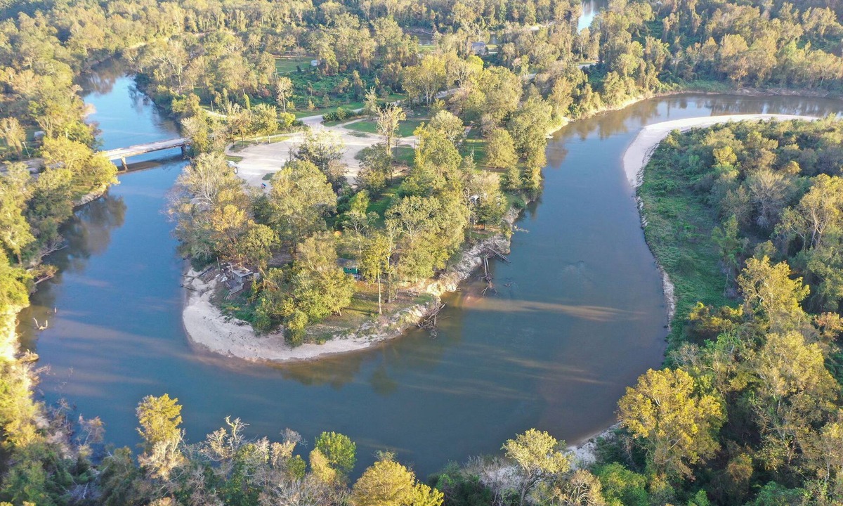 Talisheek Cabin | Treehouse Riverfront Retreat! Unplug & Reconnect