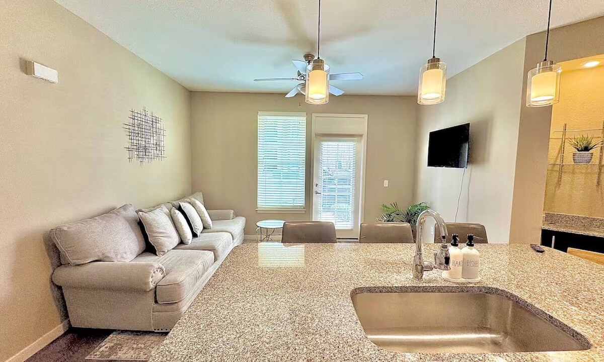 Southeast Orlando Apartment | Trendy 1-Bedroom Apartment near MCO in Lake Nona