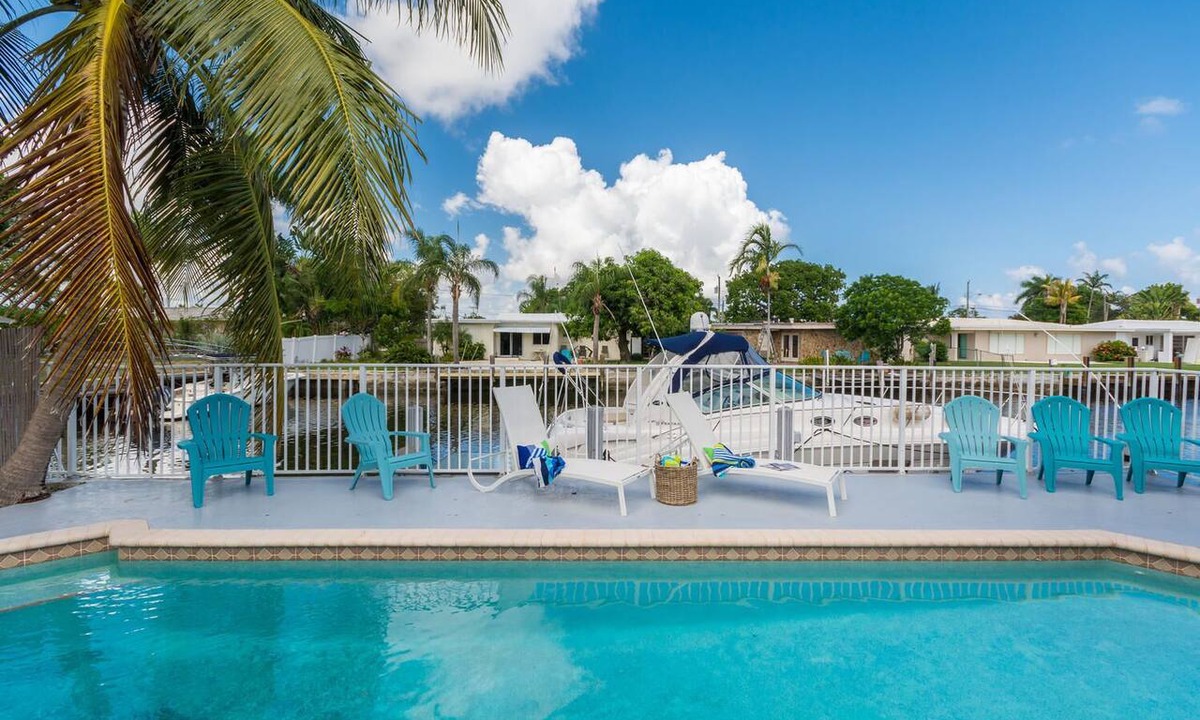 Pompano Isles House | Tropic Tiki Villa. Private Pool, Hottub, Tiki & Waterfront! Great location!