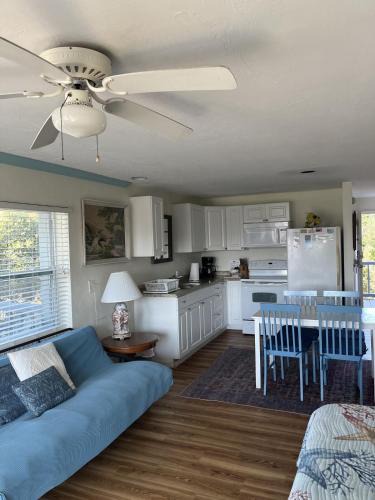 Cedar Key Apartment | Unit 232 Beautiful Cedar key
