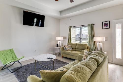 Poinciana House | Unwind in Kissimmee! Rural Retreat for Families