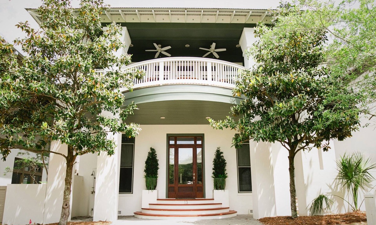 West Panama City Beach Cottage | Updated, king suite + king bdrm! E-mail to save on booking fees (5-stars x 75+)!