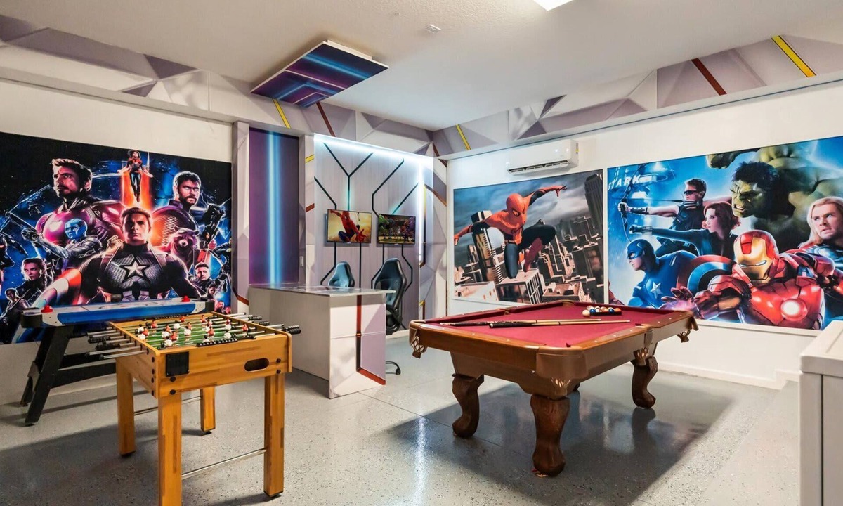 Kissimmee House | Upstay Bella Vida Retreat w Pool, Cinema and Games