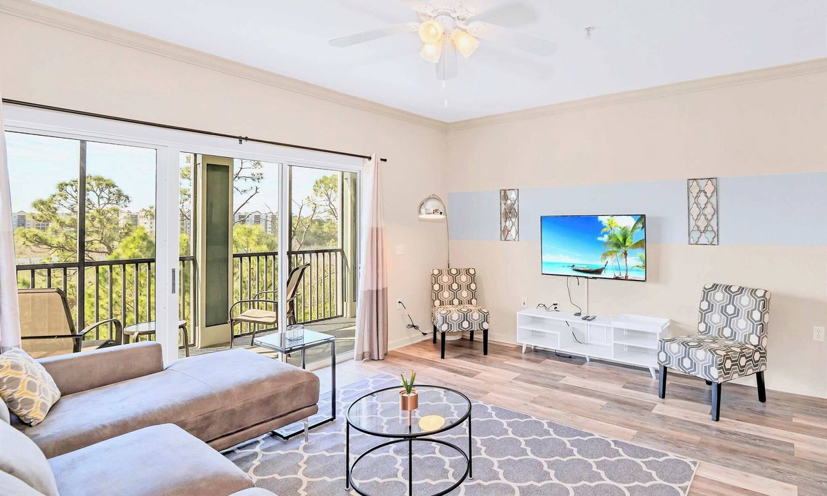 West Kissimmee Apartment | Upstay: Stylish Resort Getaway w/Pool near Disney