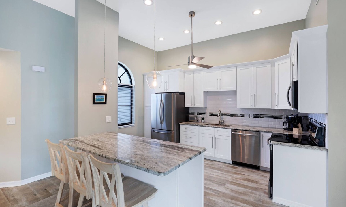 Pelican Bay House | Valencia in Pelican Bay