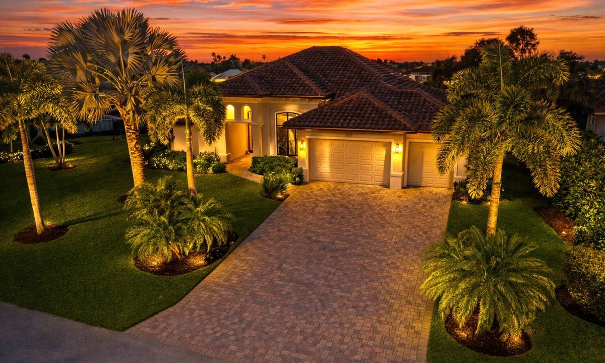Cape Coral Villa | VRCC Villa ROYAL TEE - Golfers Paradise