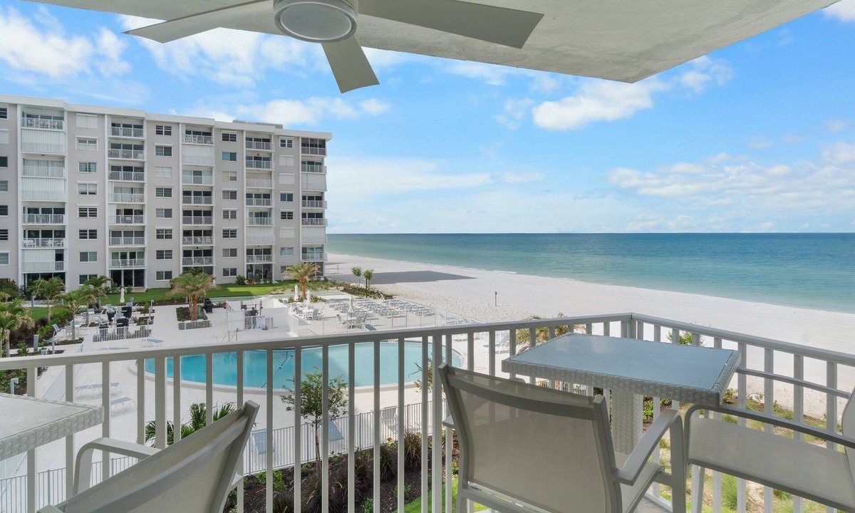 Moorings House | Wake Up to the Gulf – Stylish Condo with Direct Beach Access