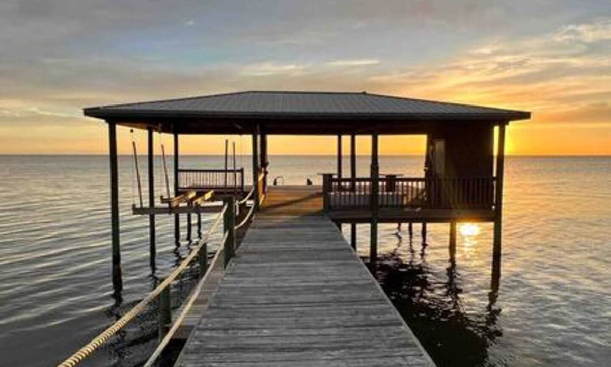 Fairhope House | Waterfront Blue Crab Bay House, Waterfront Blue Crab Bay House