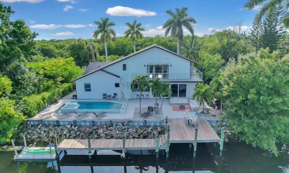 Fort Myers House | Waterfront Fun on the River, Spacious Modern Home