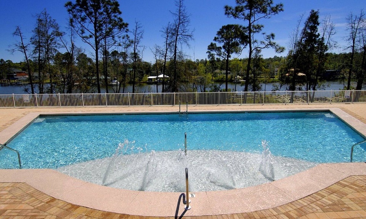Foley Condo | Waterfront - great fishing, peaceful & quiet, yet close to Tanger Outlets & OWA