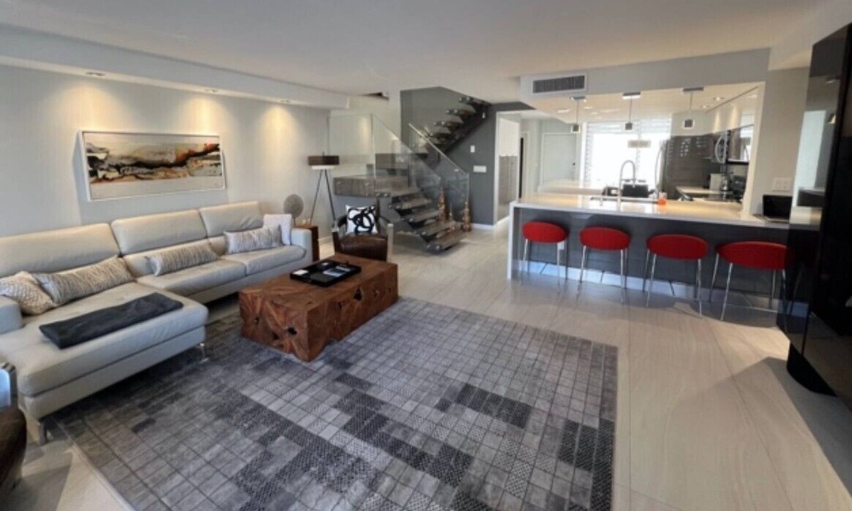 Garden Isles Condo | WATERFRONT MODERN 2 STORY CONDO SEASONAL RENTAL