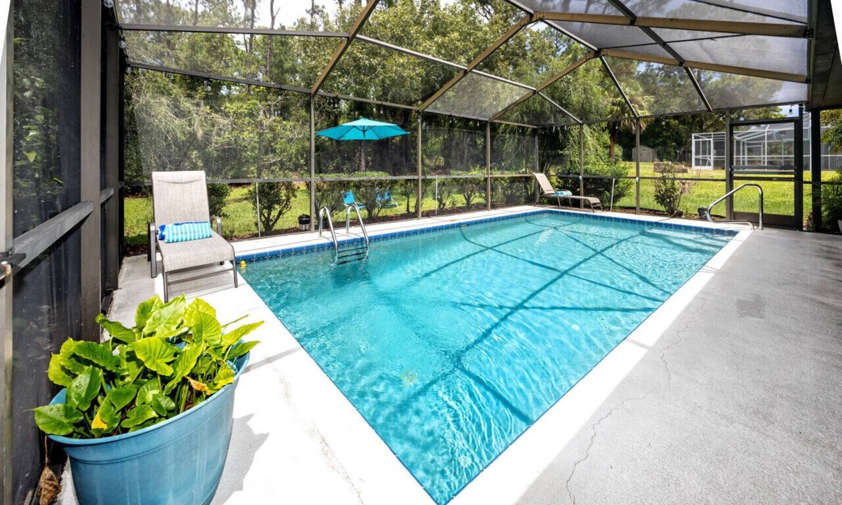 Bayport House | Weeki Wachee House - Private Pool & Nearby to Nature Preserves