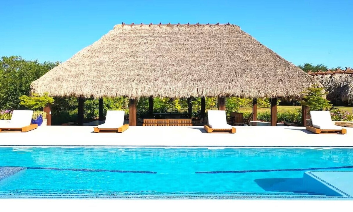 Ludlam House | Welcome to Casa Hibiscus, your private tropical escape in Miami! 4-bd, 4-baths