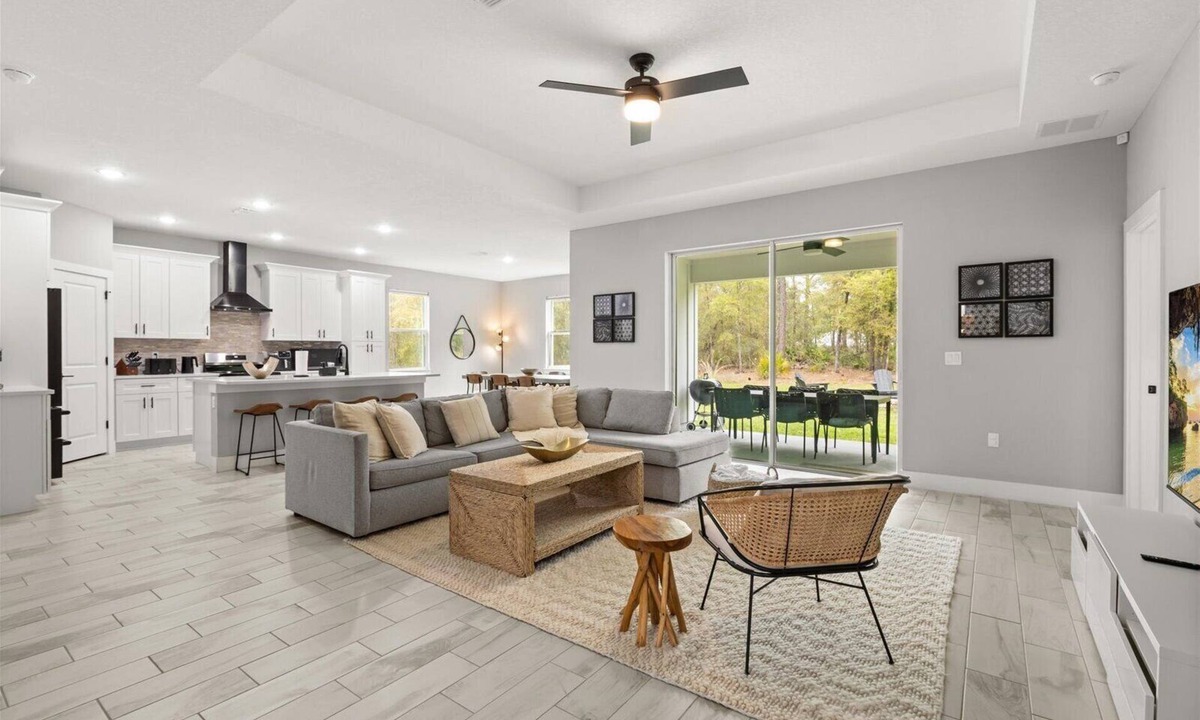 Ocala House | Whispering Hooves - 4BR Near WEC - Sleeps 12 - Pets Welcome - New Construction
