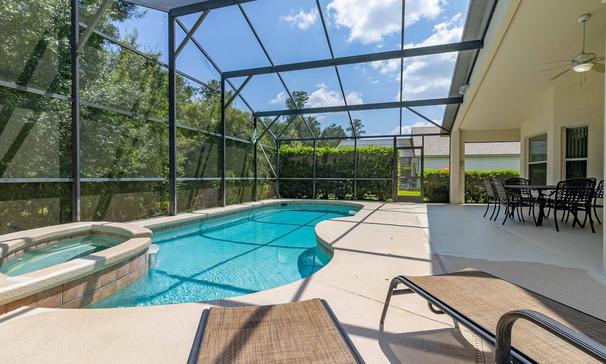 Historic Downtown Kissimmee Villa | Wookiee's Hideout - 4 bed private pool home in Cumbrian Lakes - 18 mins to WDW!