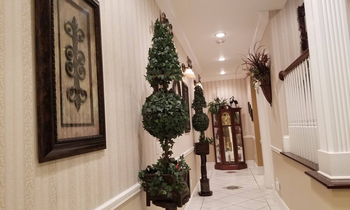 Lutz House | Your 6 bedroom Castle Resort, 5 minutes to Wesley Chapel, Lutz, 20 minutes to Tampa