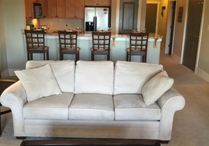 3 Br 2ba Lakefront Condo, Fully Furnished On Logan Martin FALL 2021 Talladega!