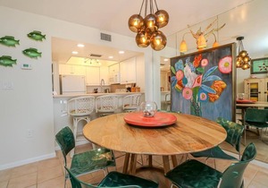 Barefoot 209 Double Balcony in St. Augustine