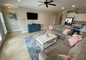 Beach Life 1B: Your Gateway to Coastal Bliss – Unwind and Explore in Style!