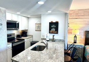 Beautiful Gulf Front View Studio # 142 looking at the Gulf!