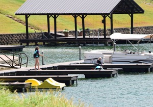BOLTON COVE: 10 Cricket Ln. Pool, beach, playground, boat rental - 4 homes avail