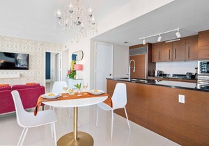 Brickell Open-Concept Suite for Groups