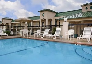 Days Inn by Wyndham Greenville
