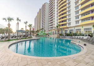 Daytona Beach | Beach & Pool Access | Coastal Relaxation Stay