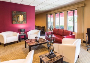 Econo Lodge - Oxmoor