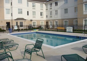 Equipped Suite | 24-Hour Business Center, Fitness Center + Free Daily Breakfast in Mayfield Heights
