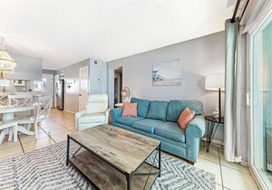 Fantastic Rates! BOOK NOW AND SAVE!*RENOVATED NEW BEDS with POOL* 2BR/1BA*