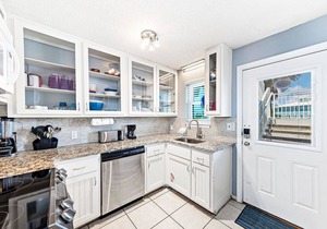 Fantastic Rates! BOOK NOW AND SAVE!*RENOVATED NEW BEDS with POOL* 2BR/1BA*