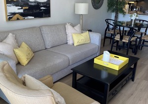Fully renovated condo at Park Shore Resort just few minutes from beach and ocean in Naples