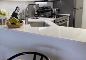 Fully renovated condo at Park Shore Resort just few minutes from beach and ocean in Naples