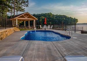 Lakes & Land at Sunset Point! Gorgeous views, Pool, Beach