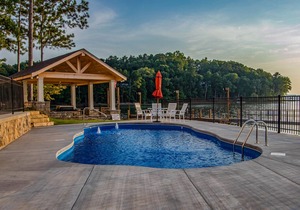 Lakes & Land at Sunset Point! Gorgeous views, Pool, Beach