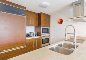 Sleek Brickell Suite | Walk Everywhere