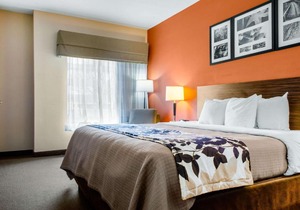 Sleep Inn & Suites East Chase