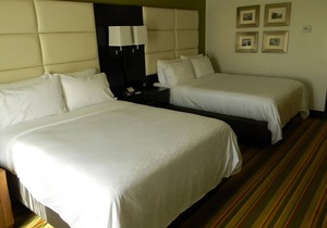 Southern Hospitality! 3 Modern Units, Breakfast