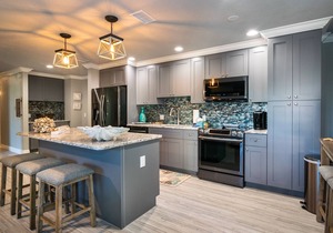 Waters Edge 102N · 1-Mo Winter Min · Gulf Pool