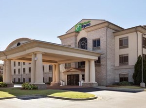 Inn | Opelika