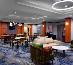 Fairfield Inn 