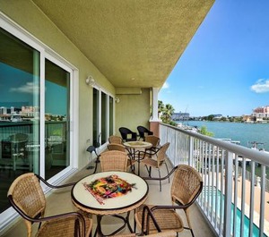 Cove Waterfront 