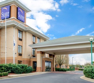 Inn Suites East Chase 