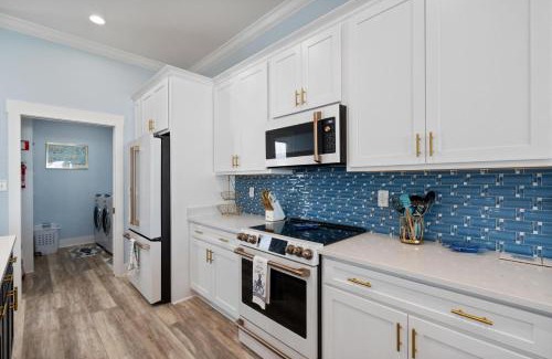 Dauphin Island House | 052 Blue Bayou