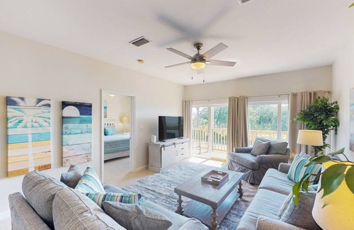 Dauphin Island Condo | 112 m² Condo ∙ 2 bedrooms ∙ 6 guests