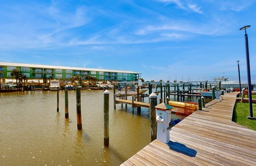 Fort Morgan Condo | 118 m² Condo ∙ 2 bedrooms ∙ 4 guests